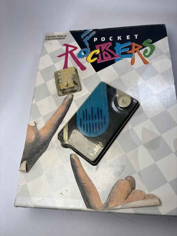 DISPLAY ONLY Fisher Price POCKET ROCKERS MiniCassette Tape Player + Storage Lot - Image 2 of 4