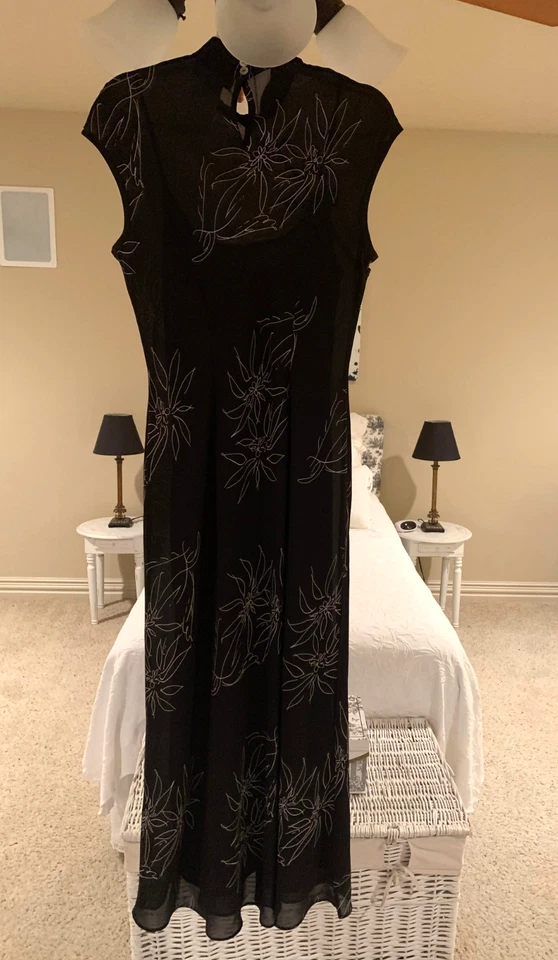 Ronni Nicole 透明黑色长裙 10 码带衬里连衣裙中式领 — 第 2/4 张图片