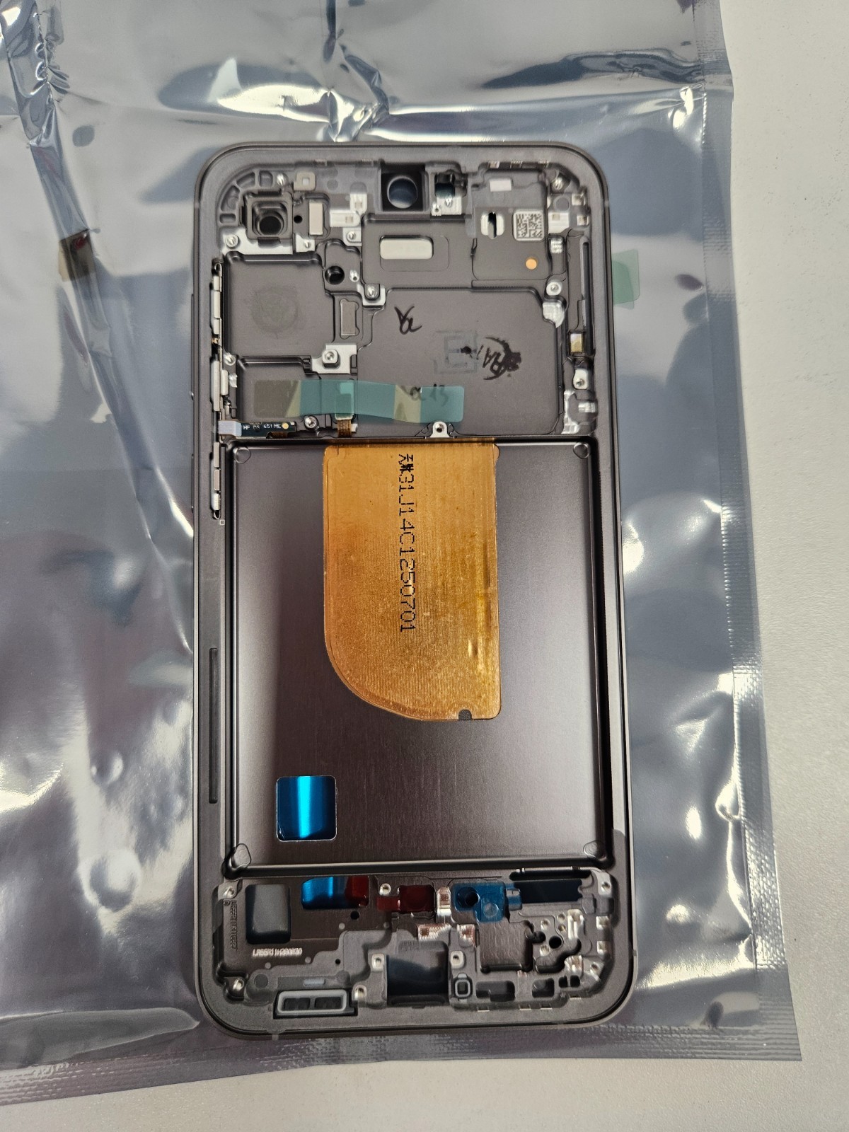 Châssis central Samsung Galaxy S23 FE noir pour réparation smartphone