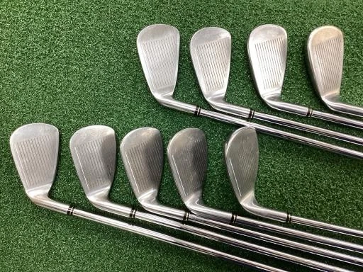 Dunlop XXIO 2004 Irons #4-9,Pw,Aw,Sw(9Clubs)/NS PRO 890GH/Flex:Regular/ Iron set - Image 2 of 4
