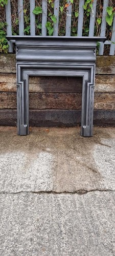 Original Antique Victorian Edwardian cast iron fireplace CAST IRON FIRE SURROUND - Picture 16 of 24