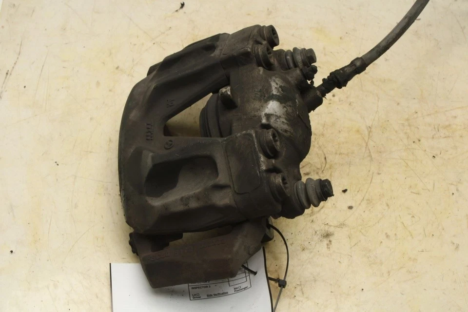 2010-16 Mercedes-Benz E350 Sport 4MATIC Front Left Brake Disc Caliper 2044213781 - Image 4 of 4
