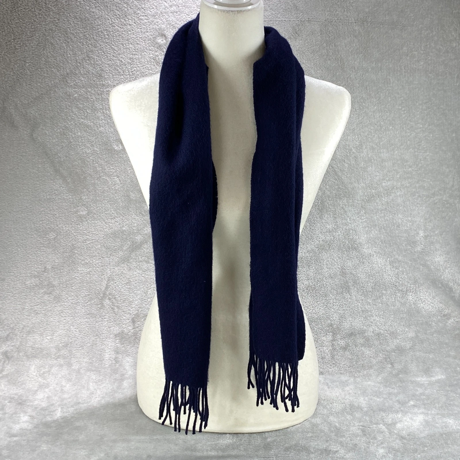 Scottland Lambswool Pure Laine Scarf 11''W 49''L Navy Blue Fringe Trim Winter