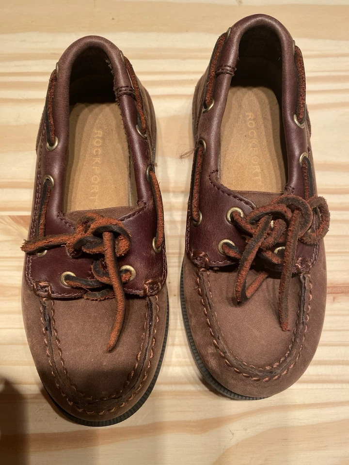 Sapato infantil Rockport tamanho 10,5 - Imagem 2 de 4