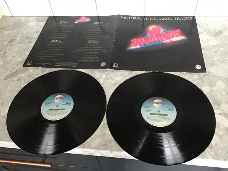 Bundle of 5 Classic Tamla Motown LPs Great Condition. - Image 2 of 4