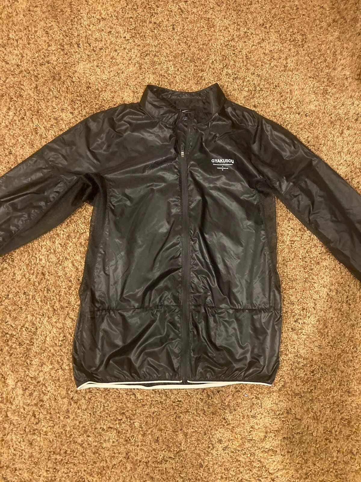 Giacca da corsa confezionabile Nike Gyakusou X Undercover nera taglia small $180