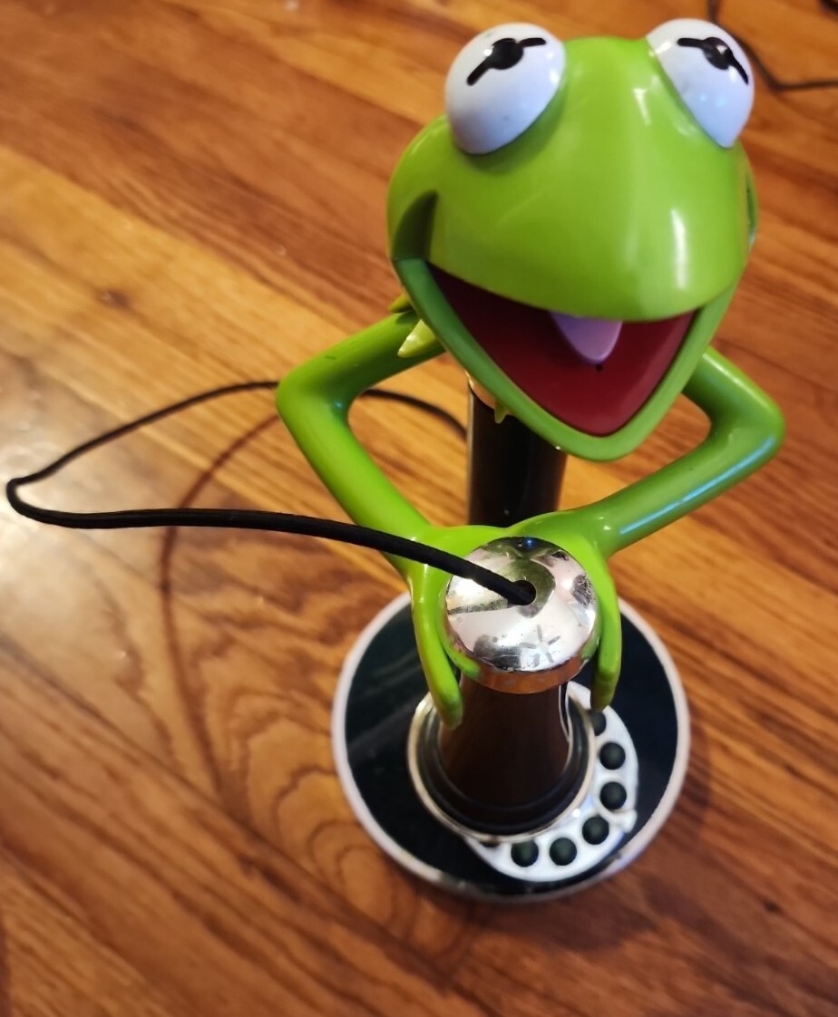 カーミット　電話 Kermit the Frog Rotary Dial Novelty Phone – oldphoneworks