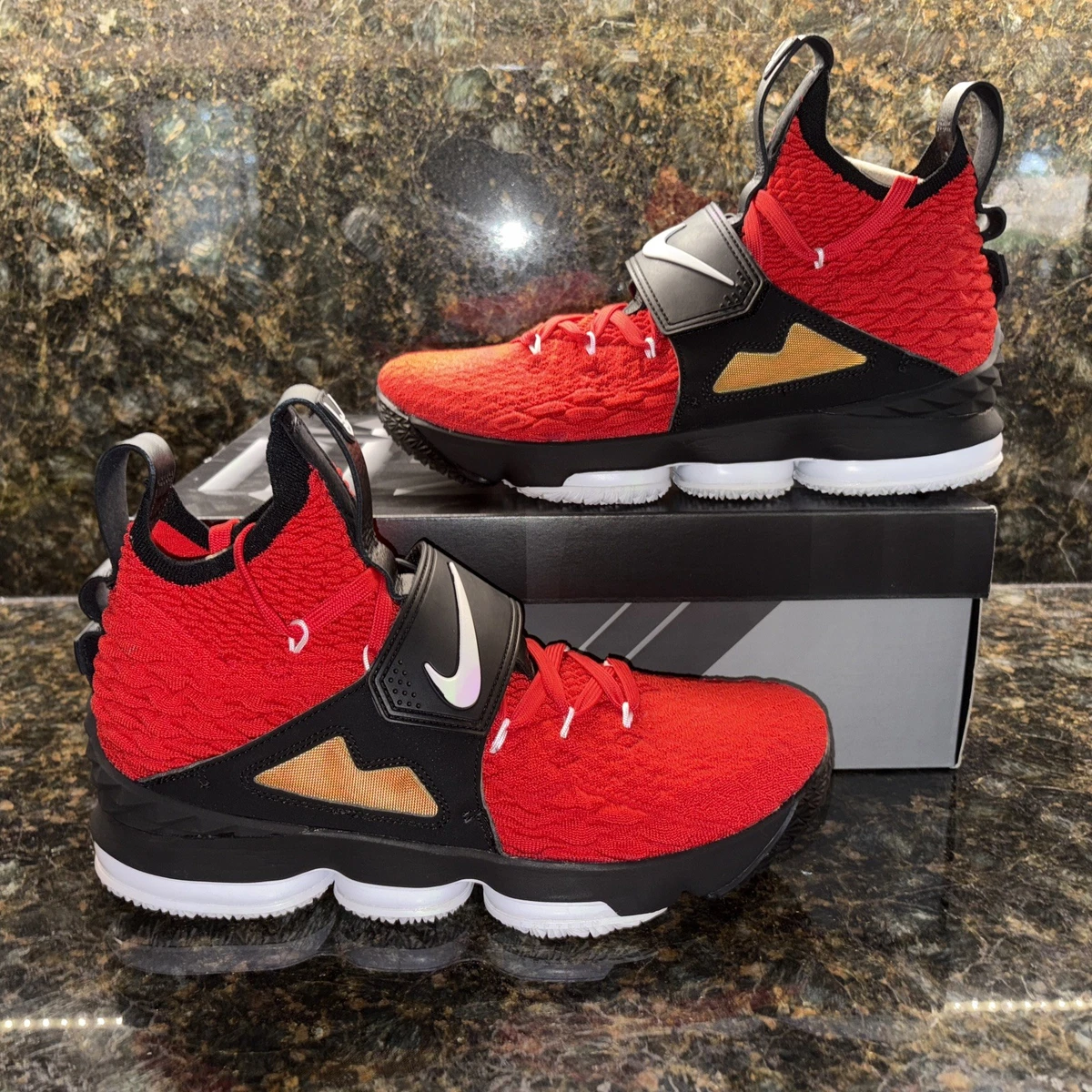 Las mejores ofertas en Nike LeBron 15 PE Diamond Turf | eBay