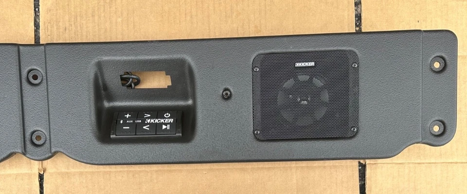 OEM | Kicker Speaker Fit 2020-2025 Sierra 1500 2022-2025 Silverado 1500 19434974 - Image 3 of 4