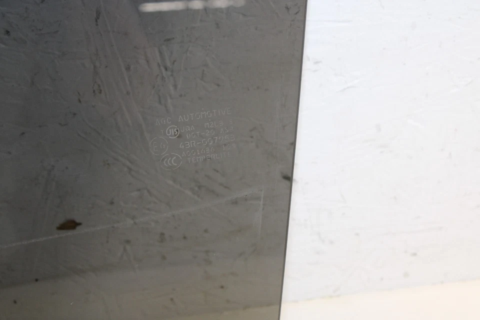 Cristal ventana puerta trasera izquierda Nissan Juke 2011-2017 OEM LS42 Foto 4 de 4