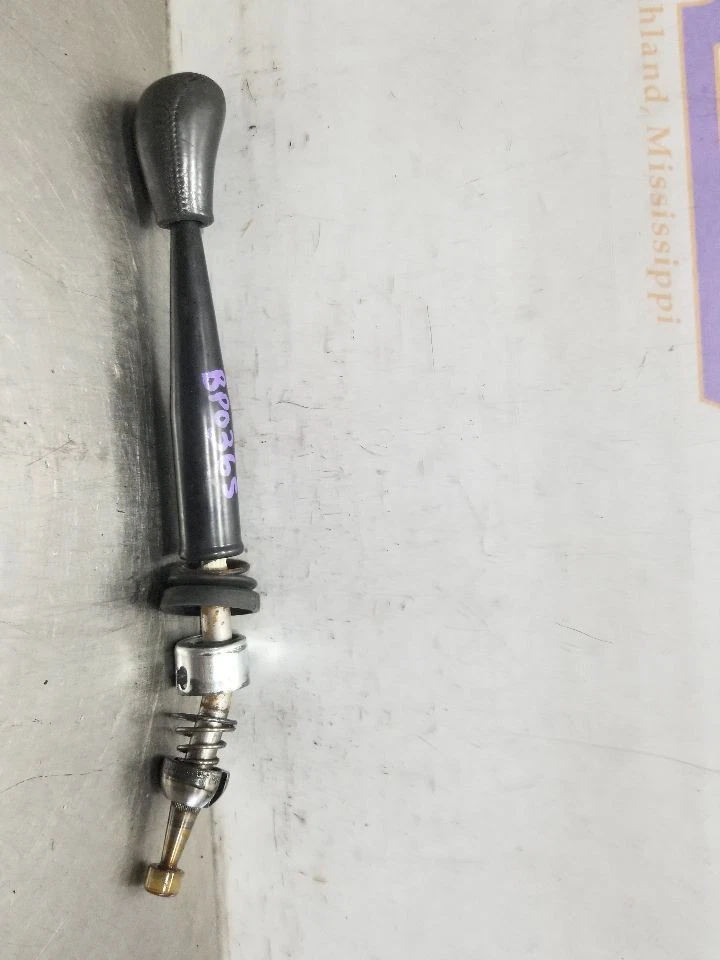 Toyota Tacoma 13 2013 transmisión manual palanca de cambios 2,7 L Foto 2 de 4