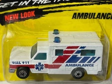 Matchbox #25 Ambulance, White, NIB, 1/64