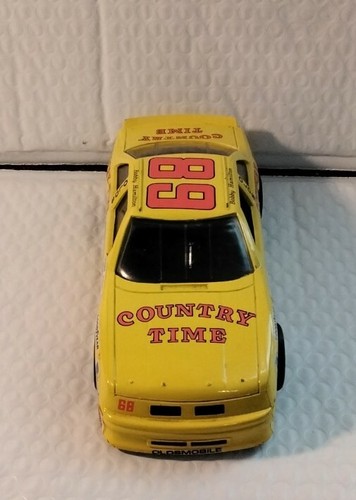 Racing Champions 1992 Oldsmobile Country Time Die-cast Nascar - Picture 2 of 4