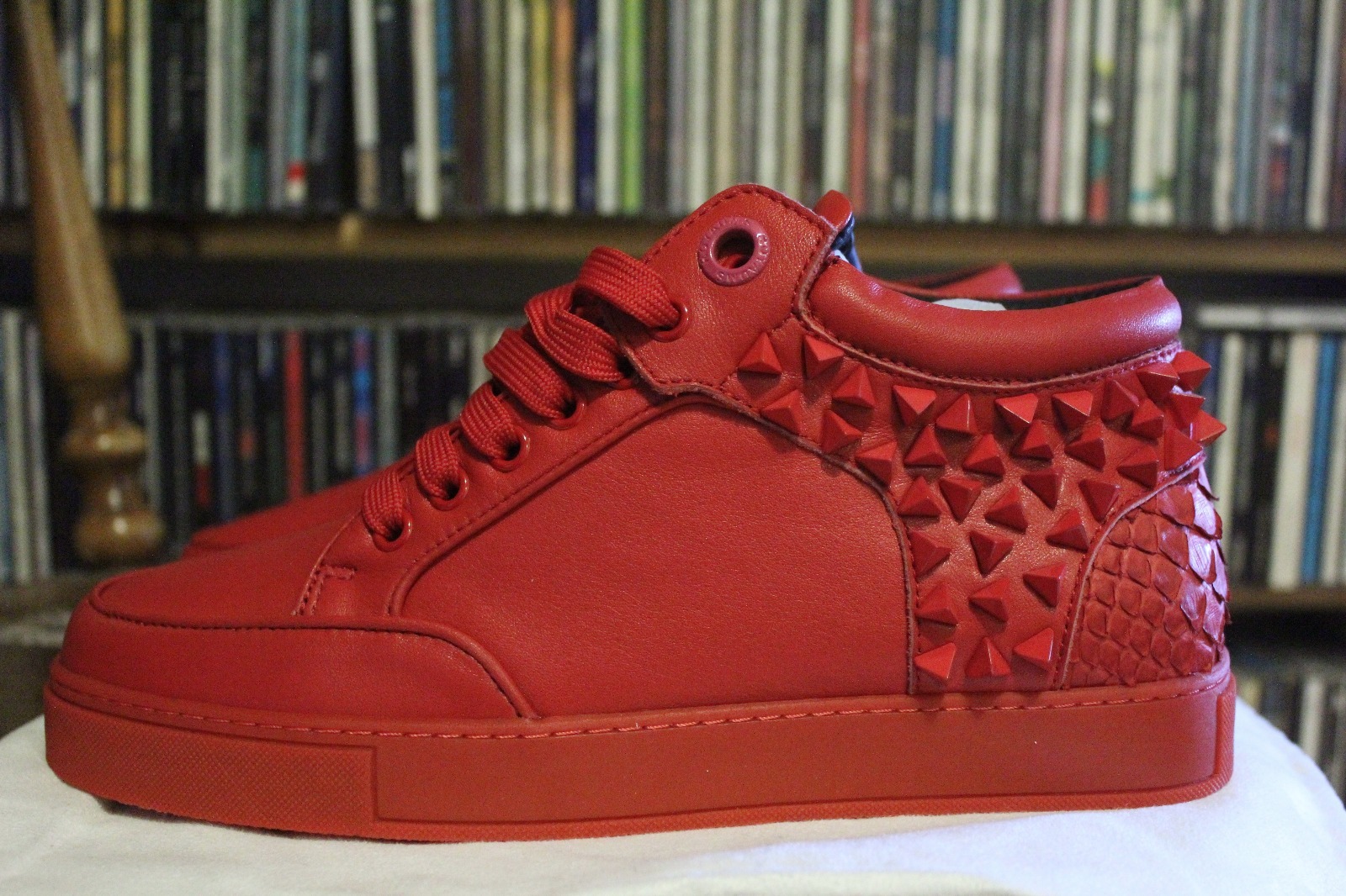 NWOB Royaums Red Kilian shoes with with with Studs and PythonTrim size 39 4055a5 NWOB Royaums Red Kilian shoes with with with Studs and PythonTrim size 39 4055a5