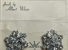 VINTAGE JEWELS BY ALBERT WEISS DESIGNER RHINESTONE CLIP EARRINGS ON CARD