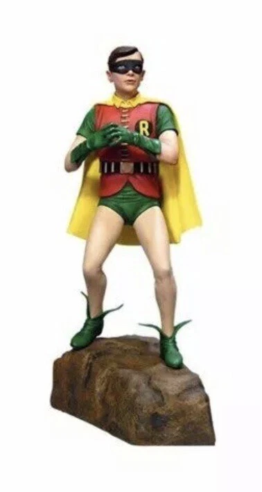 Moebius MMK951 “Robin” (1966) 1/8 Model Kit MISB Clearance Sale! - Image 2 of 4