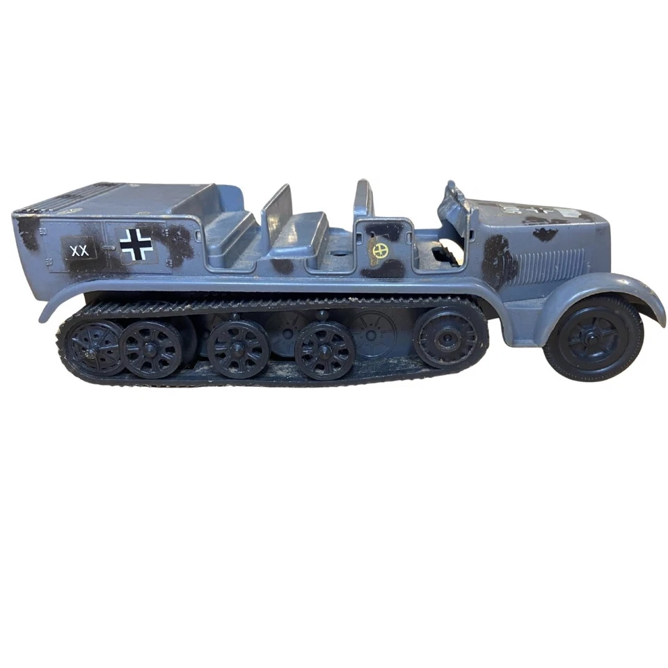 Caminhão de brinquedo militar vintage década de 1970 Durham Industries alemão meia pista cinza fantasma - Imagem 3 de 4