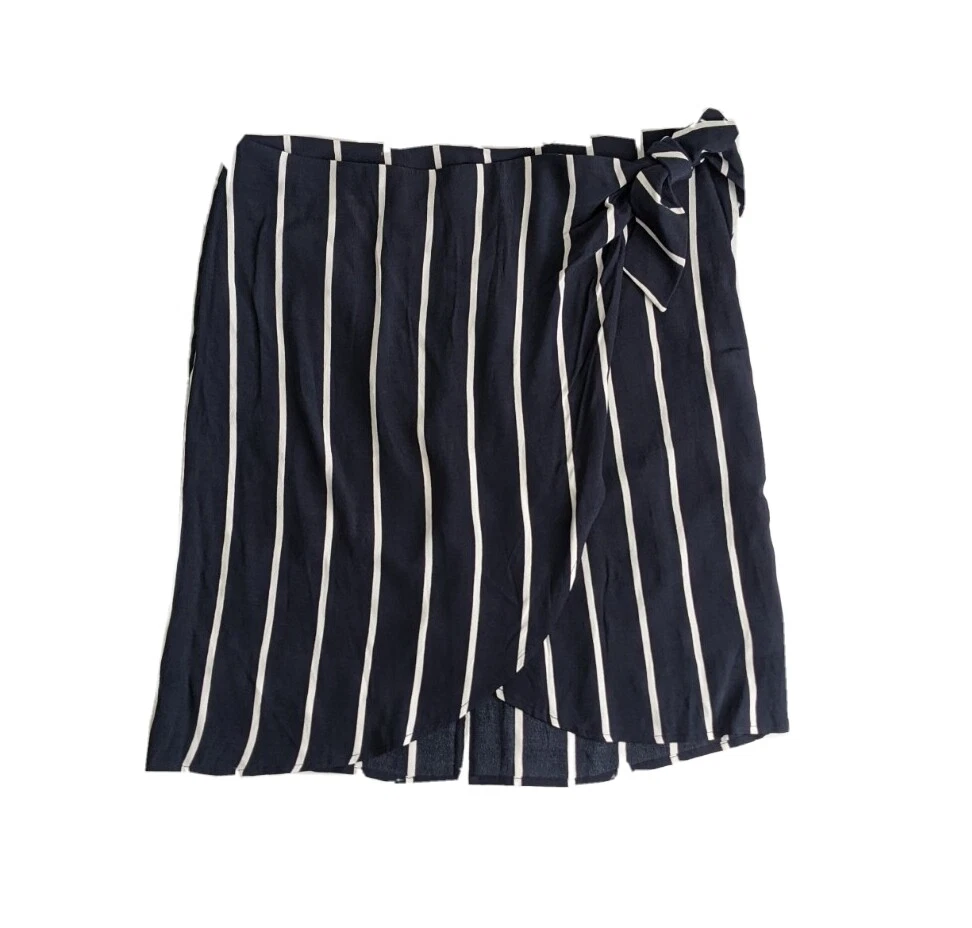 Striped navy skirt clearance with tie waist