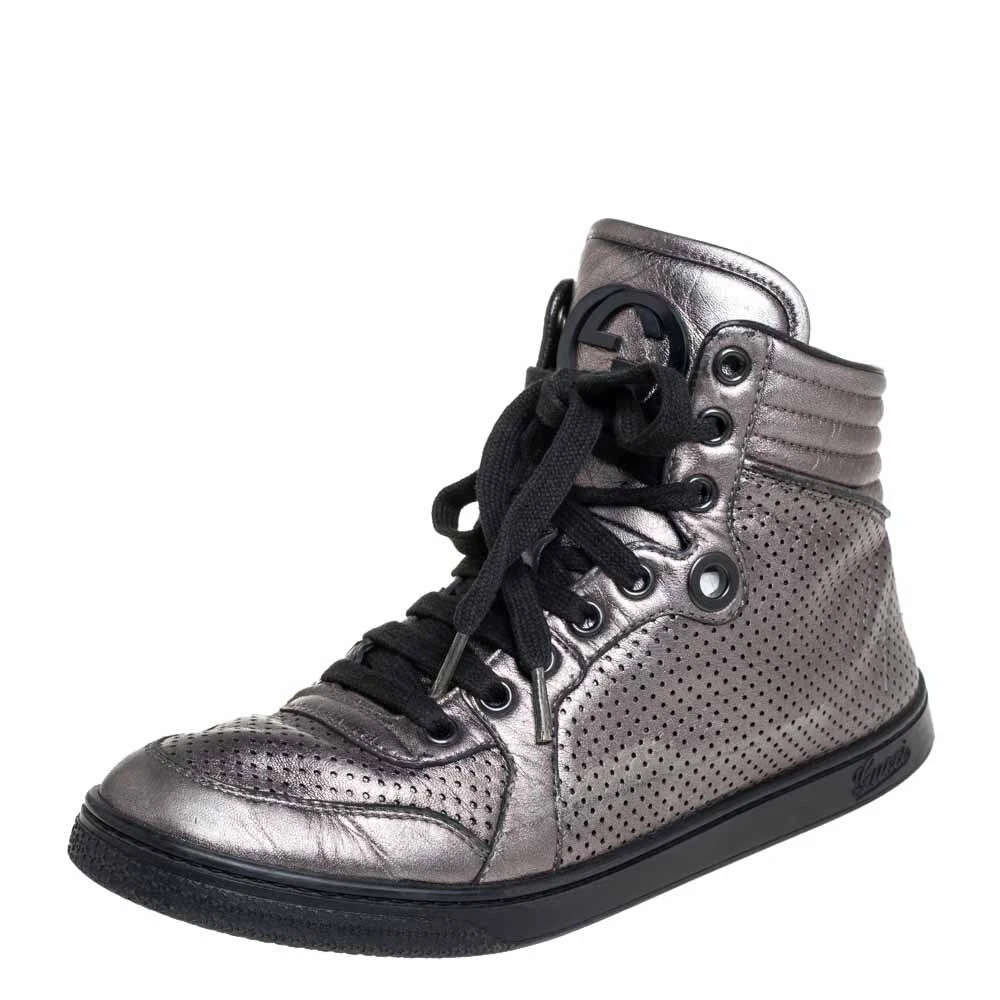 Baskets hautes en cuir gris métallisé Gucci taille 37