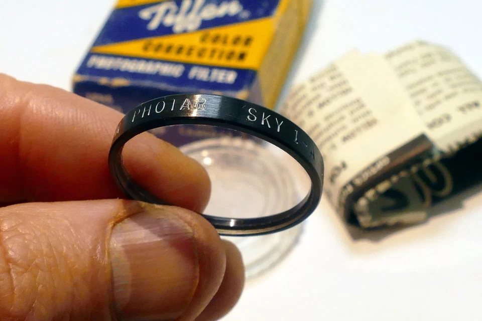 Tiffen SKY series 5 V glass filter Drop in type 1-A - excellent condition, Boxed - Image 4 of 4