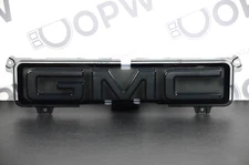 Perfect! Genuine! 24-26 GMC Sierra EV Denali LED Emblem Logo Grille Grill OEM