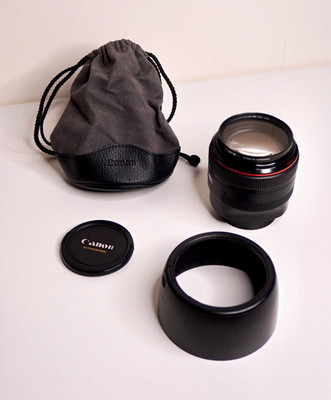 Canon EF 85mm f/1.2L USM Lens Auto/Manual Focus w/ ES-79II Hood, Cap