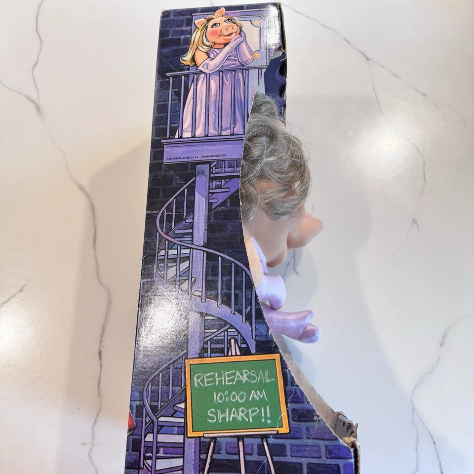 Fisher Price Toys 855 Miss Piggy 1976-1978 Jim Henson Puppet Muppet Doll 18'' - Image 2 of 4