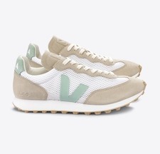 New Veja Rio Branco Aircell Sneakers in Lunar/Matcha EU 39 / US 8