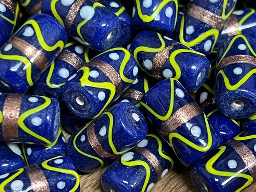 85+ PCS BLUE WAVY WHITE PIPE GLASS BEADS JEWELRY CRAFT MAKING LOOSE BEADS 3/4” - Picture 4 of 4