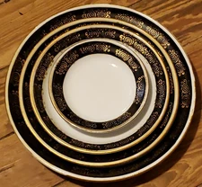 Vintage Heavy Pottery Deep Plate Set 4 Black & Gold Rims Unmarked