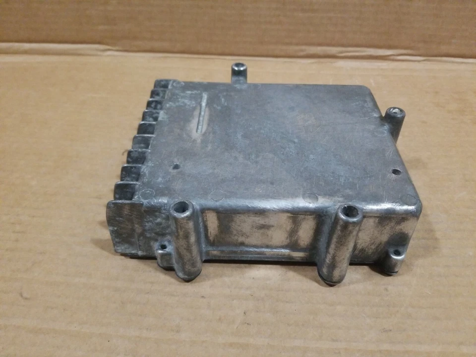 Módulo de control de transmisión PLYMOUTH BREEZE 1997 OEM TCM 04606473AB Foto 2 de 4