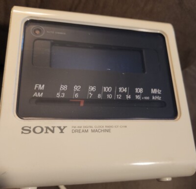 Vintage Sony Dream Machine Clock Radio Model ICF-C11W White Tested