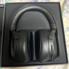 Sony MDR-Z7M2 Hi-Res Stereo Over-Ear Headphones Balanced Connection
