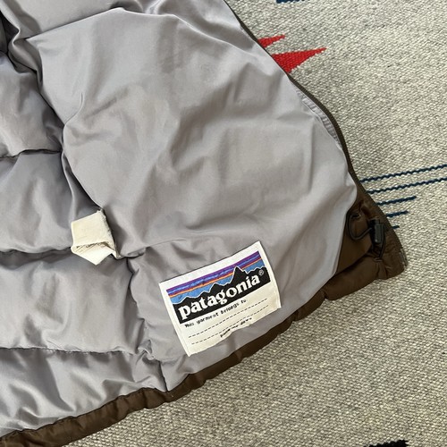 Patagonia Boys Down Parka Zip Up Hooded Puffer Jacket Size XS (5-6) Brown - Picture 6 of 11