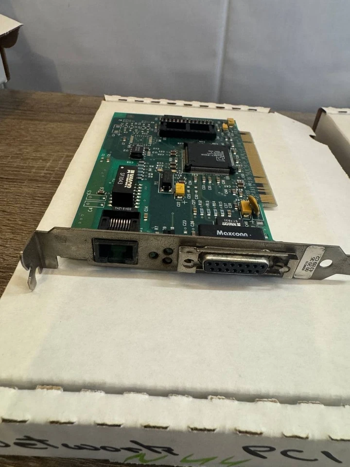 Lot of 3 Vintage PCI Cards - Maxcom Network Card, Matrox MGA Video Cards - Image 3 of 4