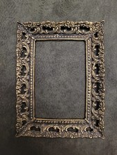 VINTAGE ORNATE BRONZE FRAME 17,8 x 13,3 cm.