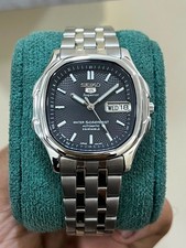 Rare Seiko 5 Superior Black whirlpool Dial Mens Watch Japan Made 7s36-5000
