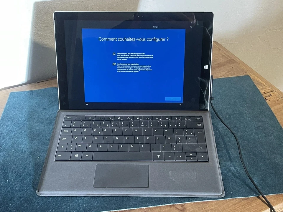 MICROSOFT TABLETTE SURFACE PRO 3 64 GB + CLAVIER + DOCKING STATION D'ACCUEIL - Photo 2/4