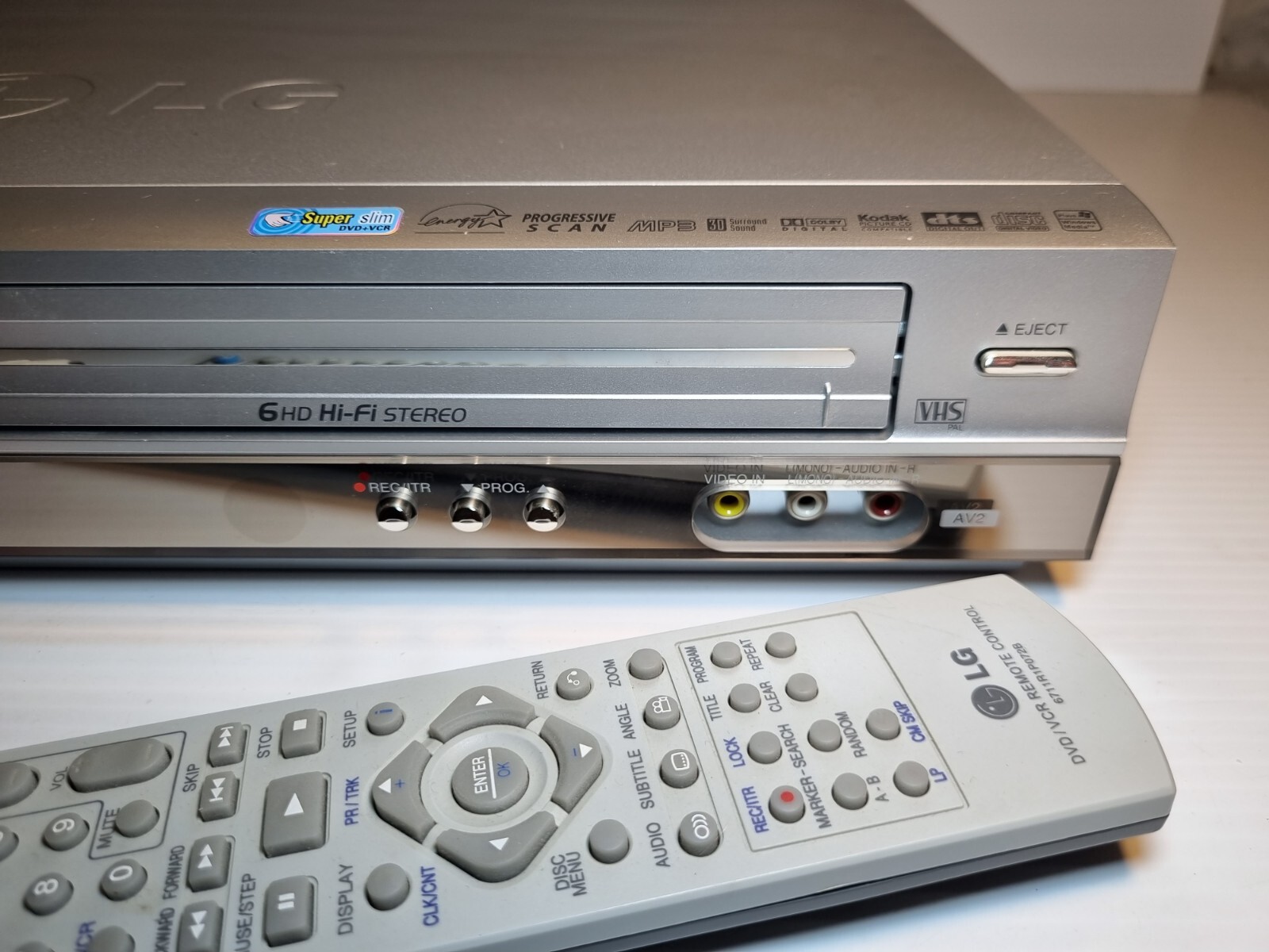 LG DVD Player / Video Cassette Recorder Combo V8824W with Remote eBay