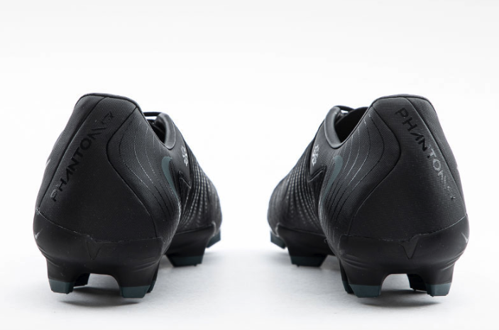Nike Phantom GX II Academy FG/MG Men's Soccer Shoes Football