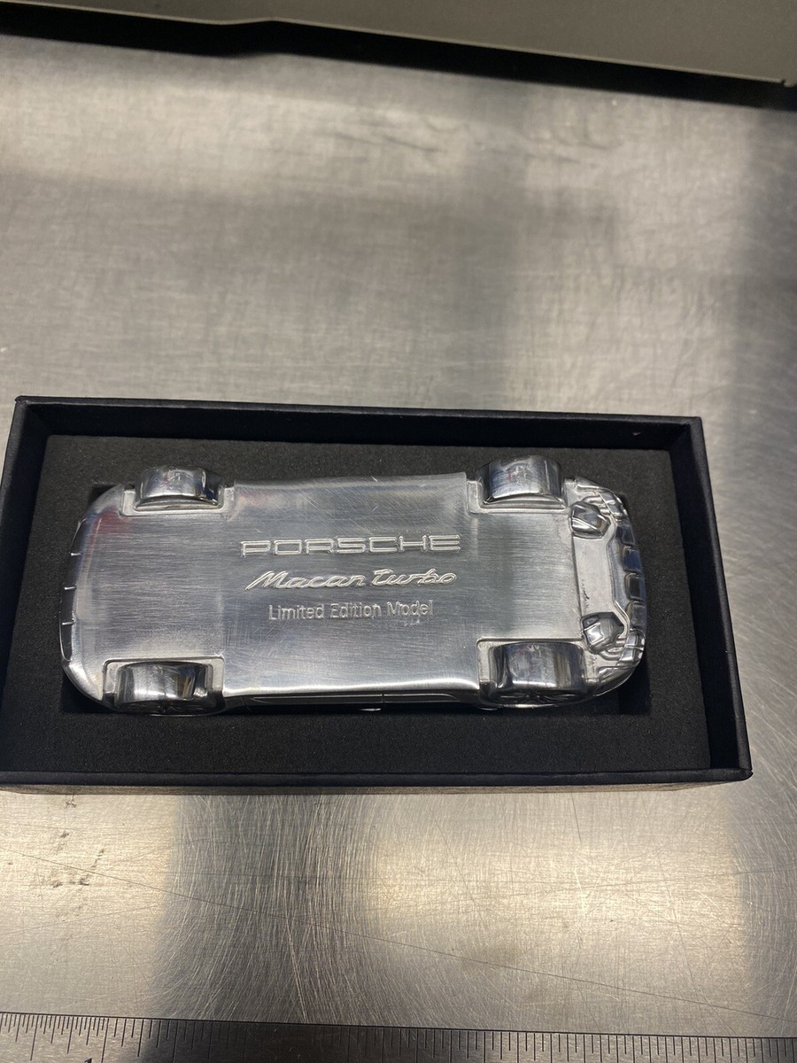 Porsche Macan Turbo Paperweight Metal Silver Limited Edition 1:43