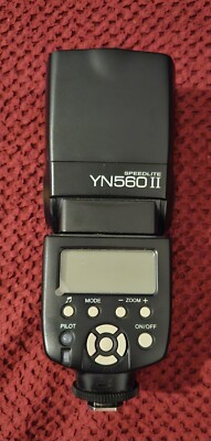 YONGNUO Digital Speedlite YN560 II
