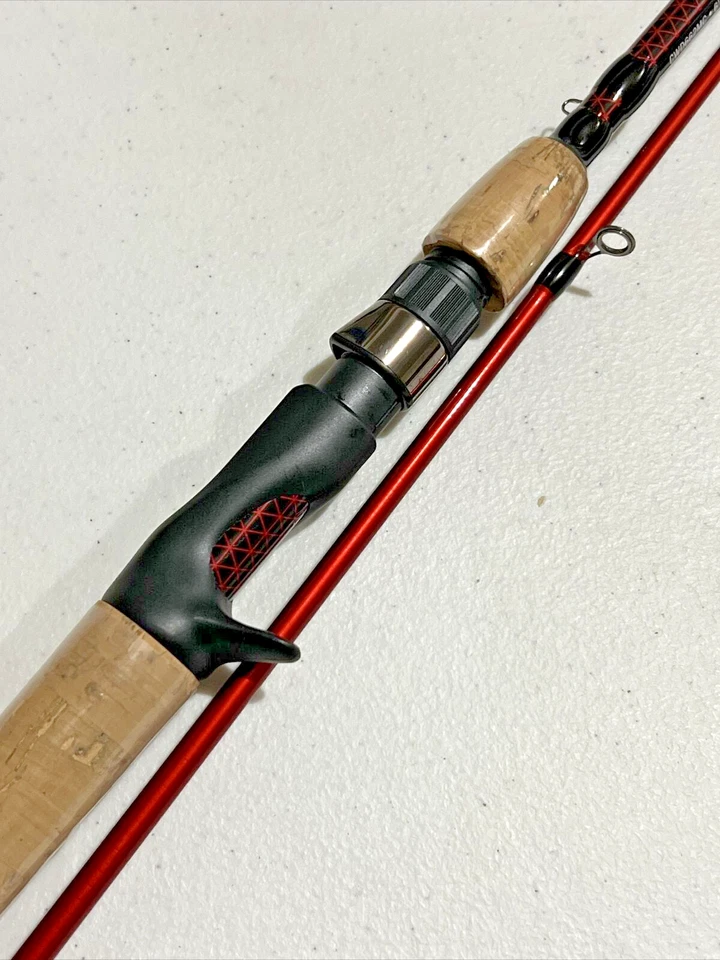 Berkley Cherrywood HD 6’6” Medium Casting Fishing Rod 8-17 Lb. Line - Image 3 of 4
