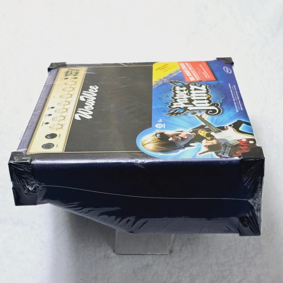 Paper Jamz Guitar Amplifier Series 1 Black/Gold 2009 WowWee Group  New Sealed - Image 3 of 4