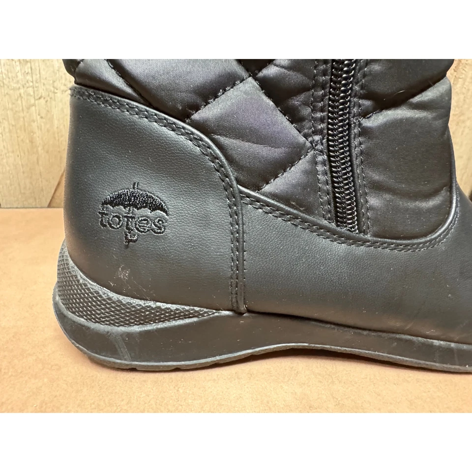 Bota de nieve Totes para mujer Joni negra talla 8 doble cremallera en ambos lados ribete de piel Foto 3 de 4