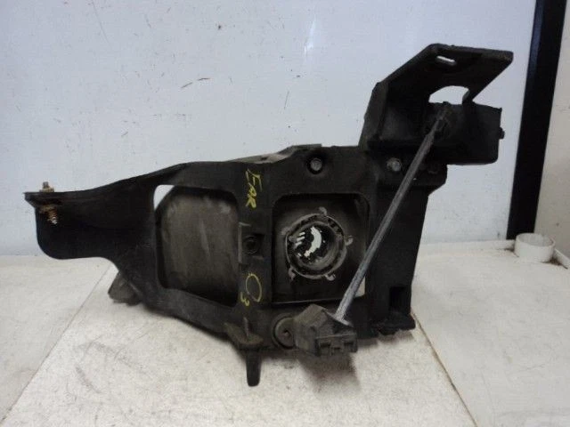 97 98 99 00 01 02 03 04 05 FARO PASAJERO DERECHO CHEVY VENTURE 79124 Foto 4 de 4