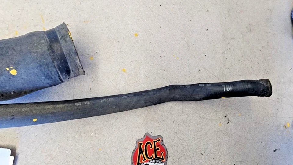 86-95 Chevy S10 Blazer GMC S15 Jimmy 2-Door OEM Fuel Filler Neck Hose Tubes Foto 3 de 4