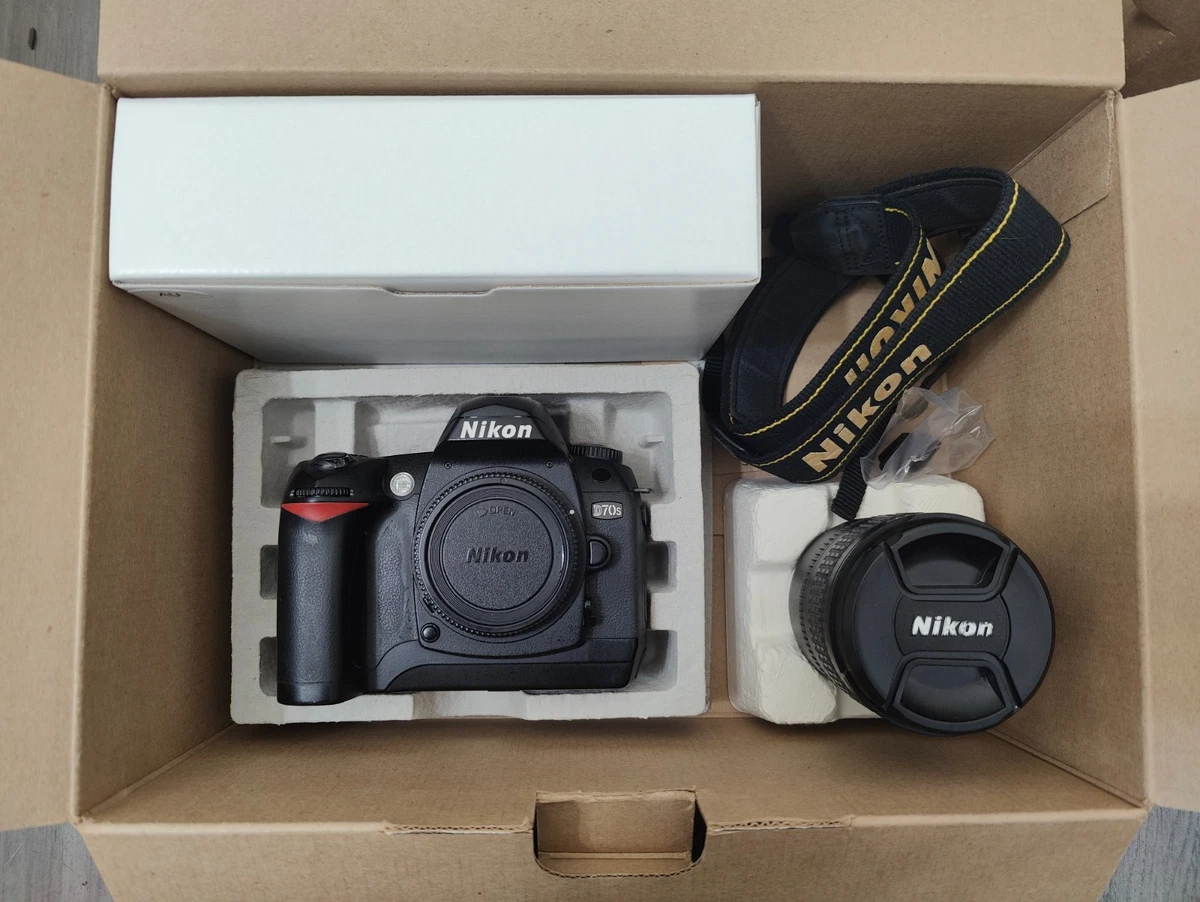 ❤️美品&届いたらすぐに使える❤️Nikon D70s❤️ Amazon | Nikon デジタル一眼レフカメラ D70S | デジタル一眼レフ 通販