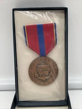 U.S. Military Navy Naval Reserve Meritorious Service Medal With Ribbon In Box