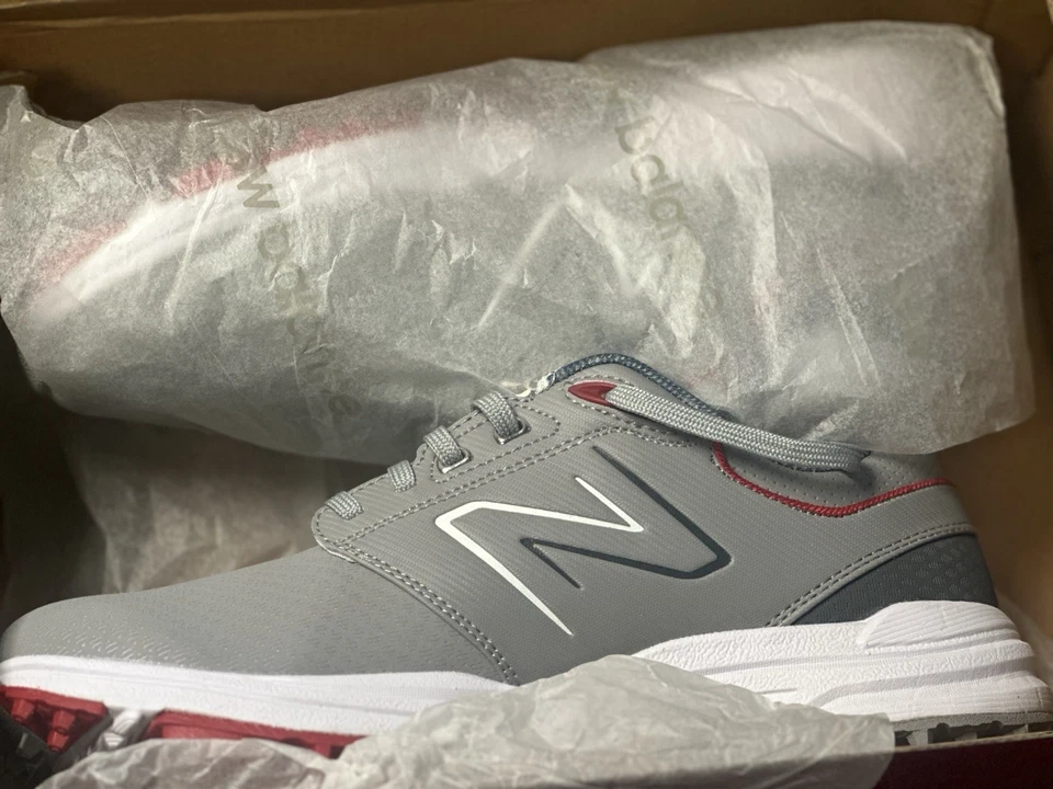 Tênis de golfe New Balance cinza/vermelho/branco masculino tamanho 9 impermeável novo com caixa - Imagem 4 de 4